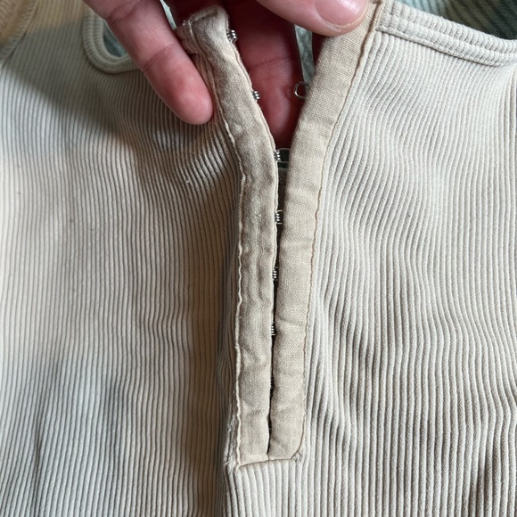 Beige Ribbed Bodysuit - Picture 2 of 3